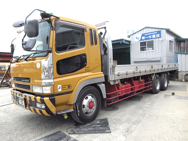 販売場所 コンラッド 木材ポールトレーラー ミニカー
